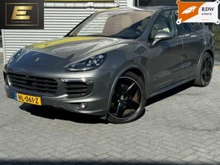 Porsche Cayenne 3.0 S E-Hybrid | Panoramadak | Trekhaak| 21 inch