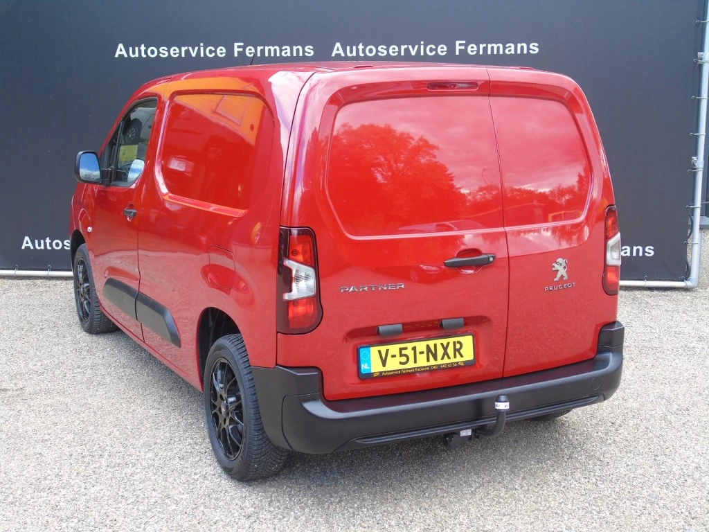 Hoofdafbeelding Peugeot Partner