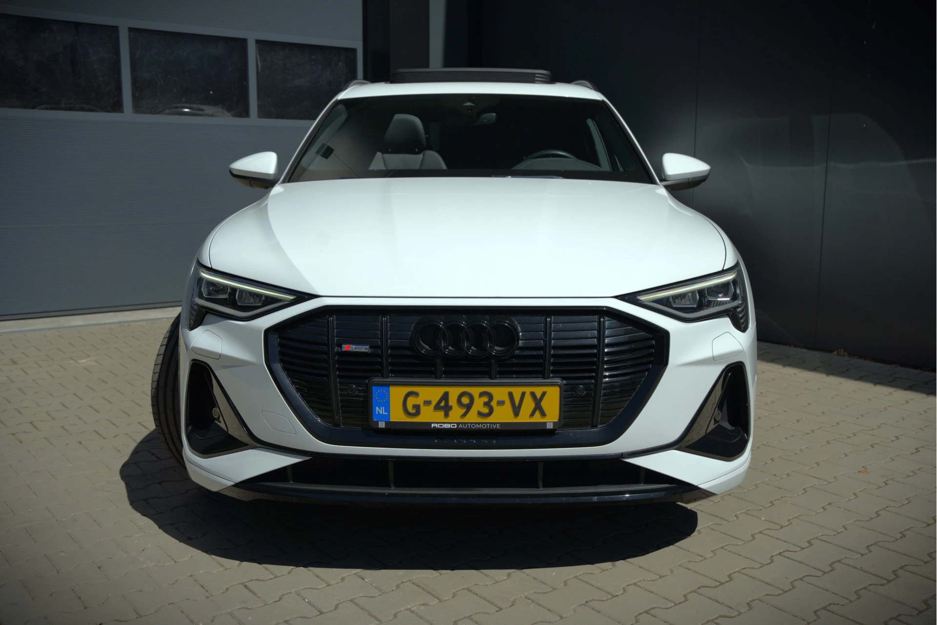 Hoofdafbeelding Audi e-tron