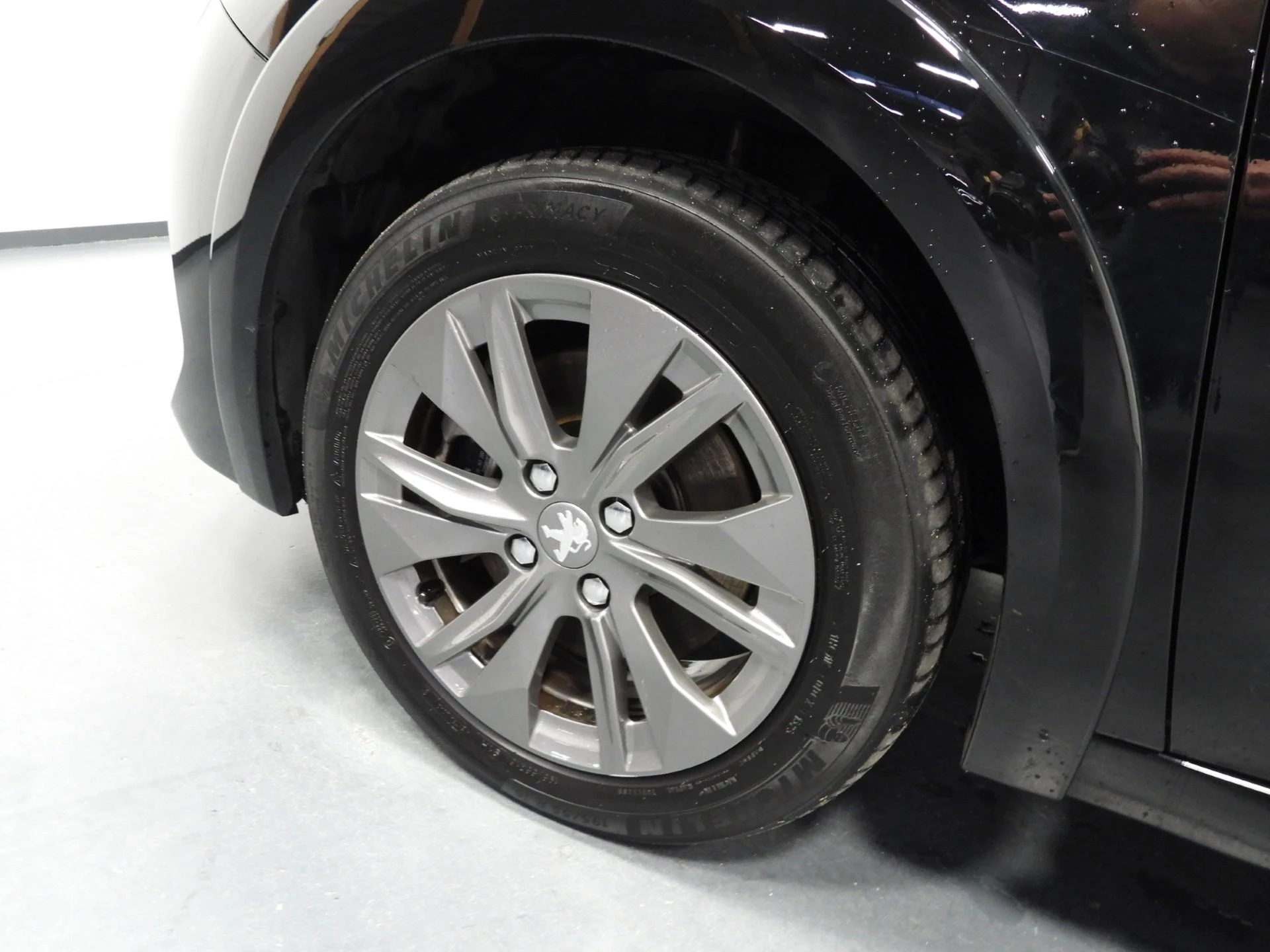 Hoofdafbeelding Peugeot e-208