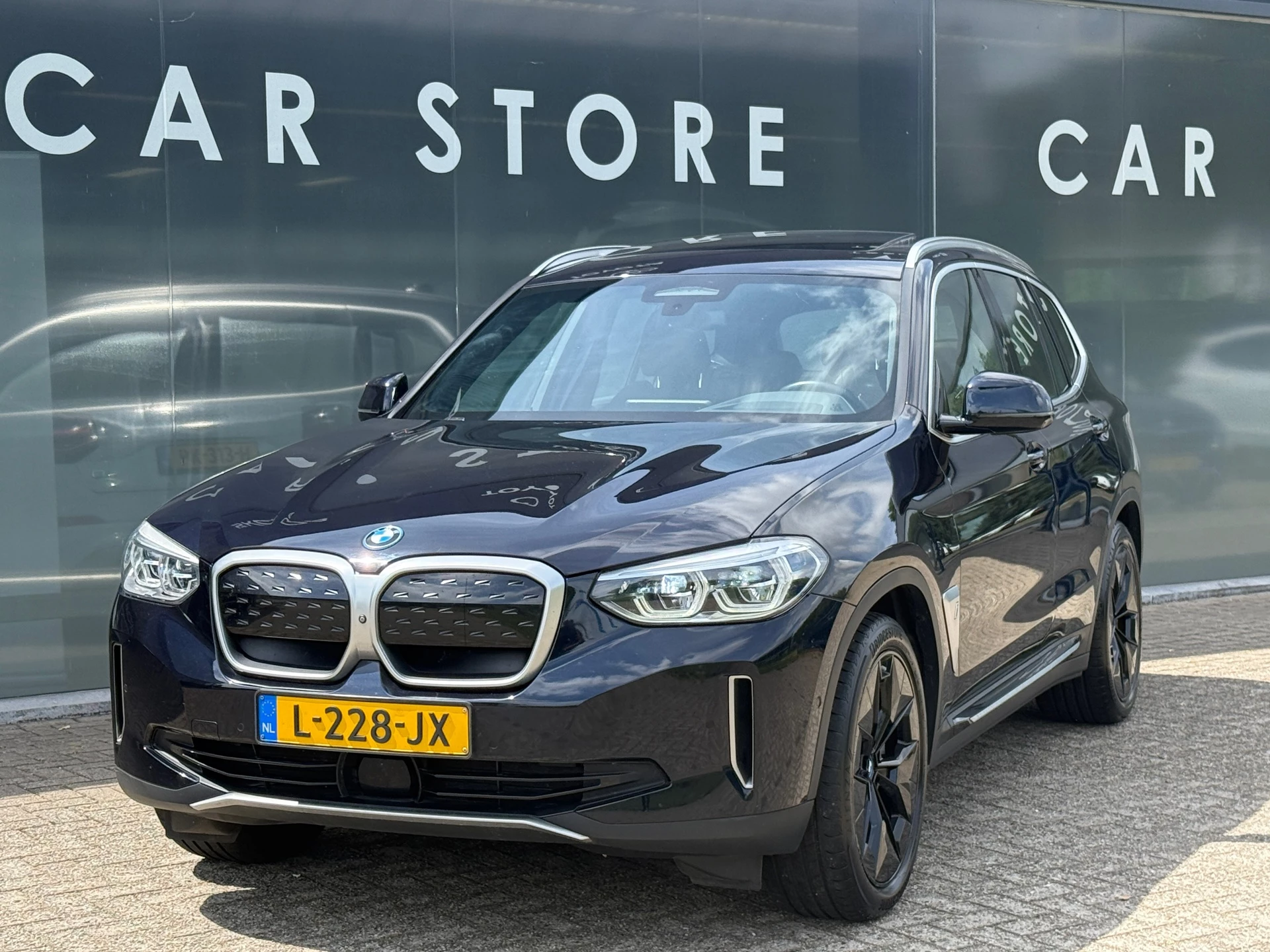 Hoofdafbeelding BMW iX3