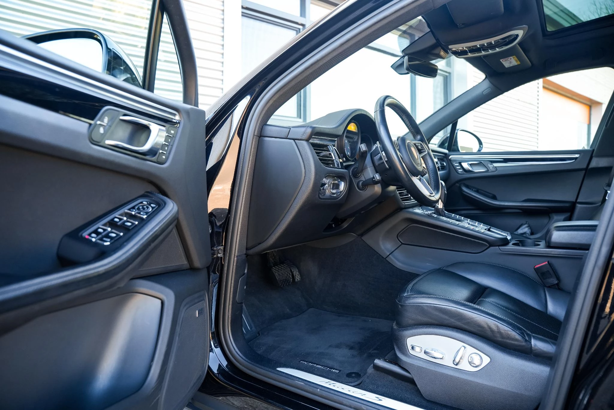 Hoofdafbeelding Porsche Macan