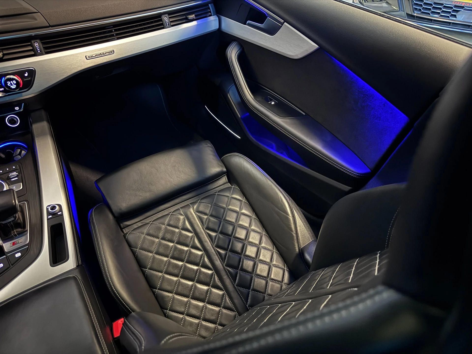 Hoofdafbeelding Audi S4