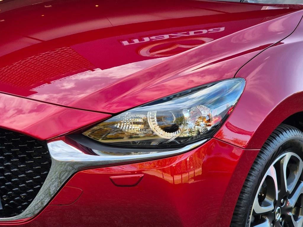 Hoofdafbeelding Mazda 2