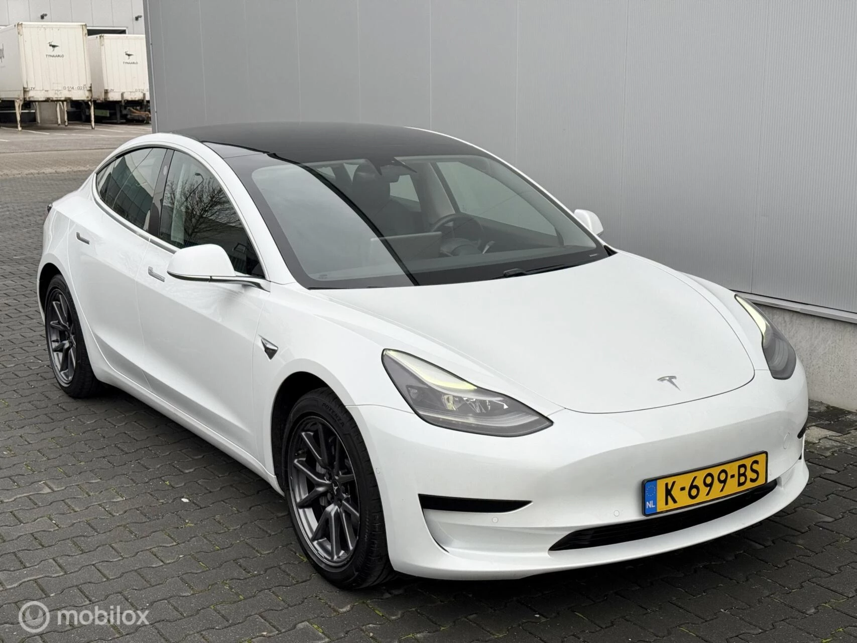 Hoofdafbeelding Tesla Model 3