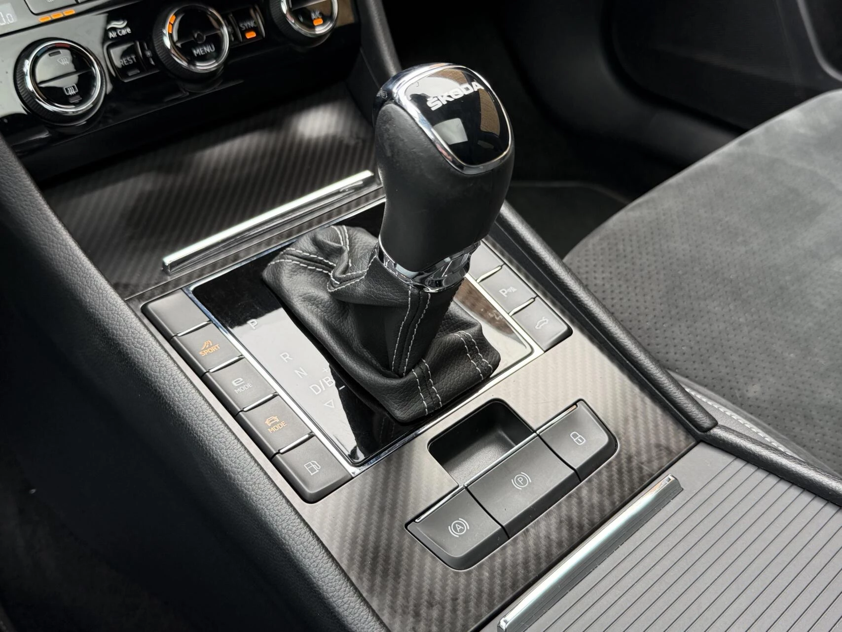 Hoofdafbeelding Škoda Superb