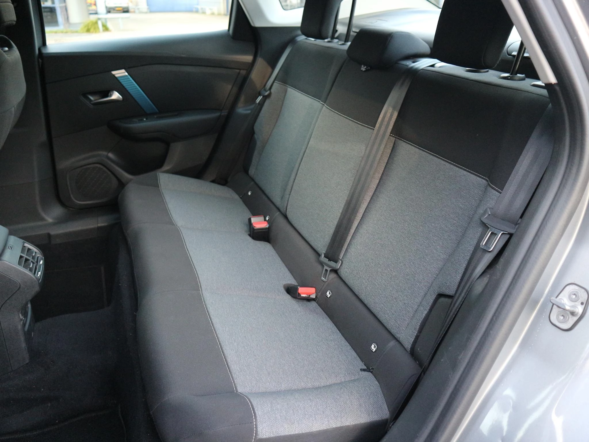 Hoofdafbeelding Citroën ë-C4 X