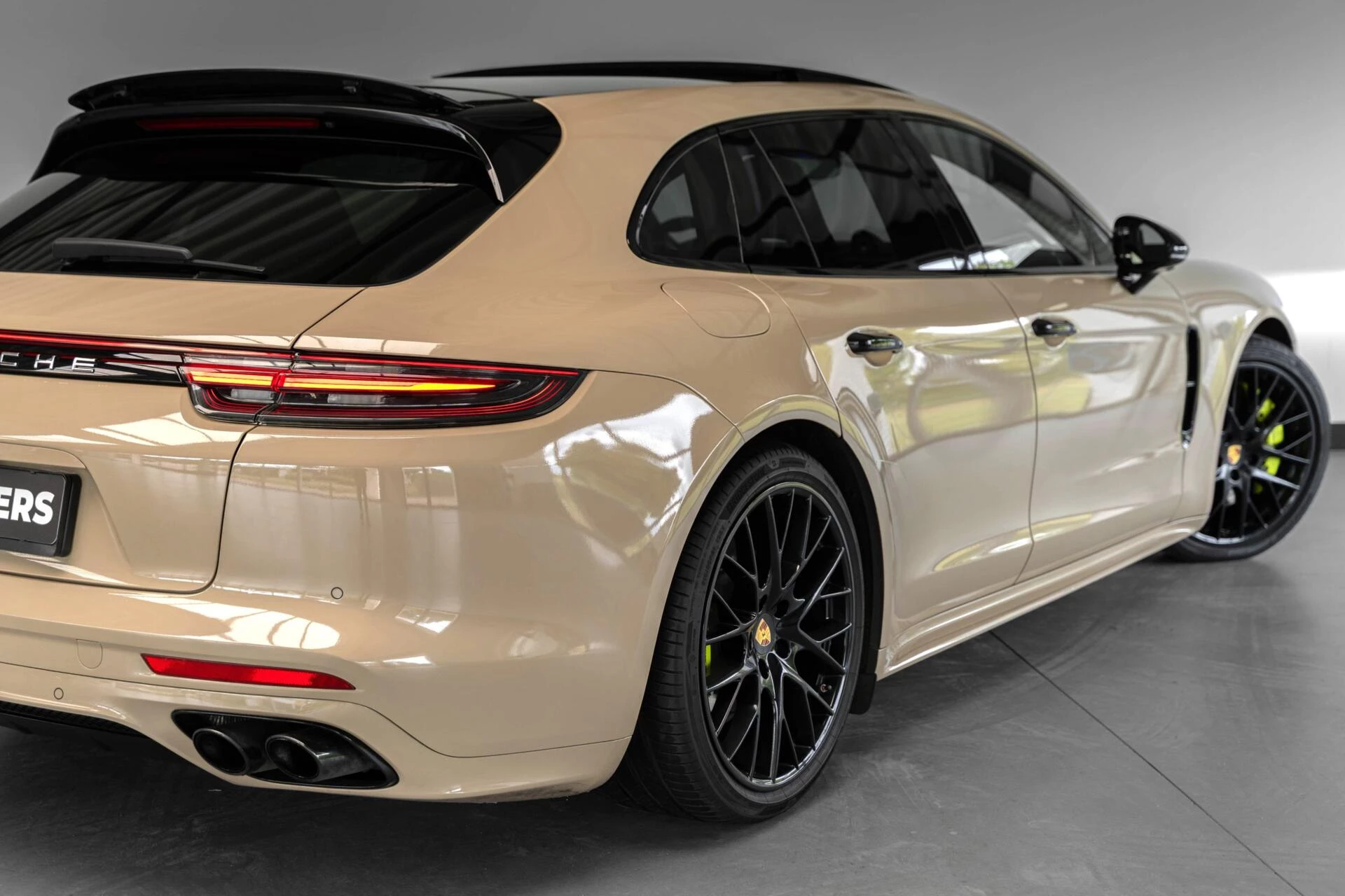 Hoofdafbeelding Porsche Panamera