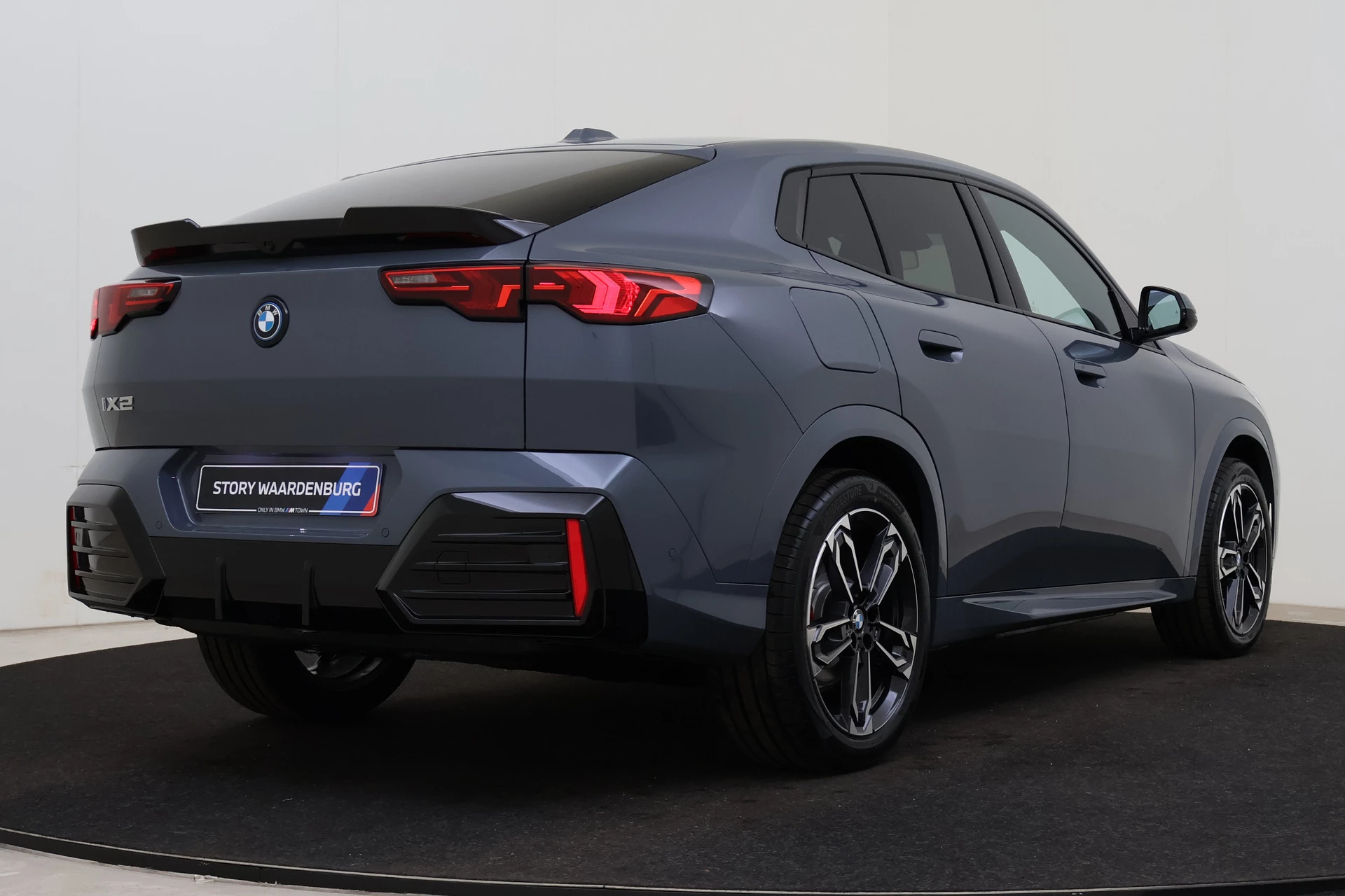 Hoofdafbeelding BMW iX2