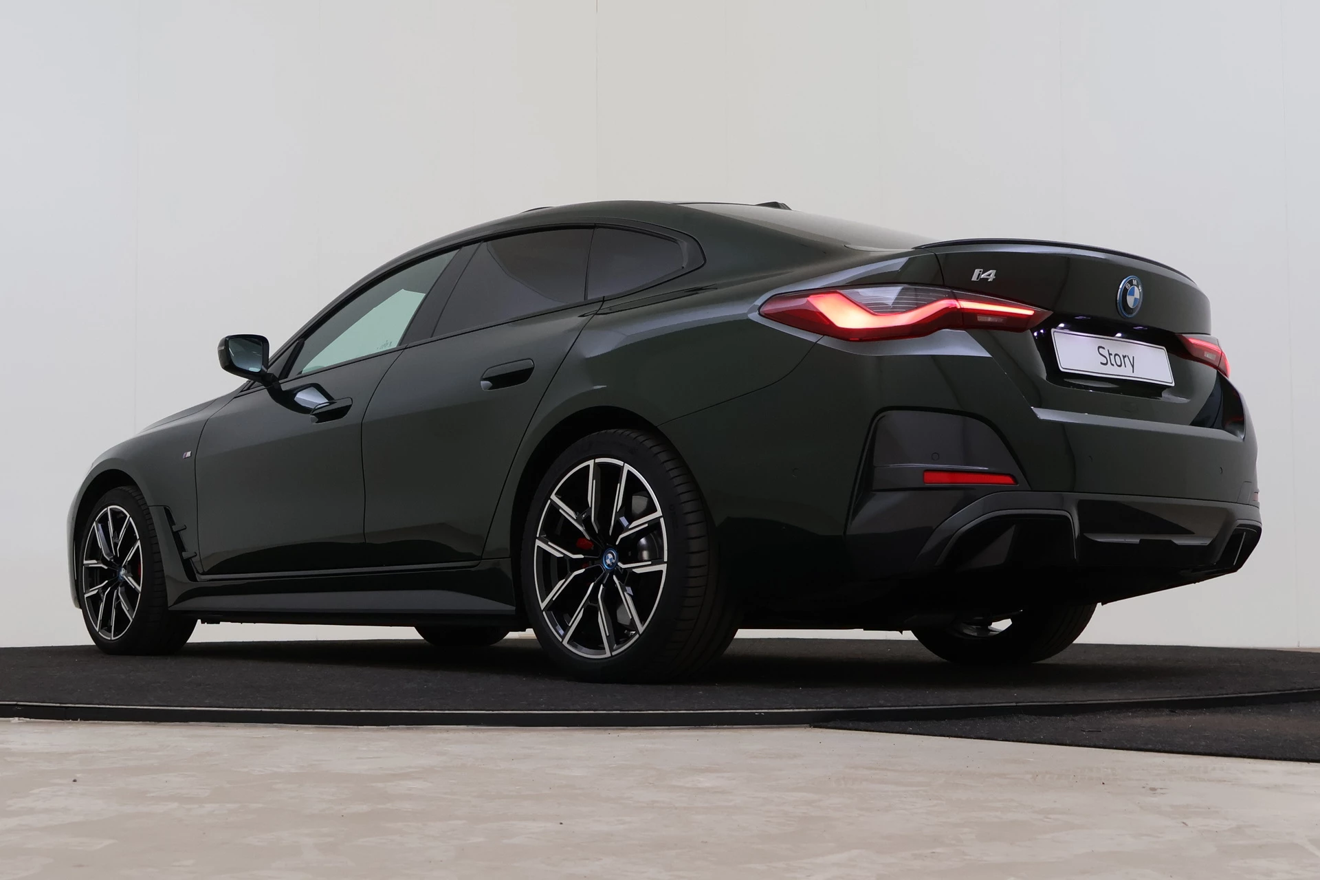 Hoofdafbeelding BMW i4