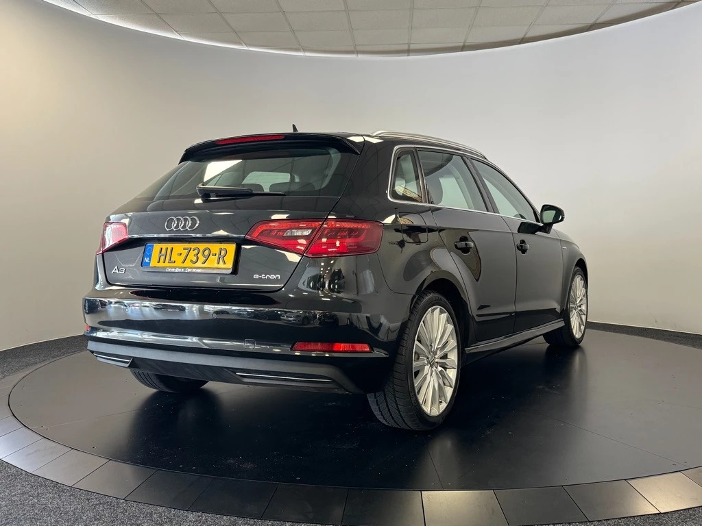 Hoofdafbeelding Audi e-tron