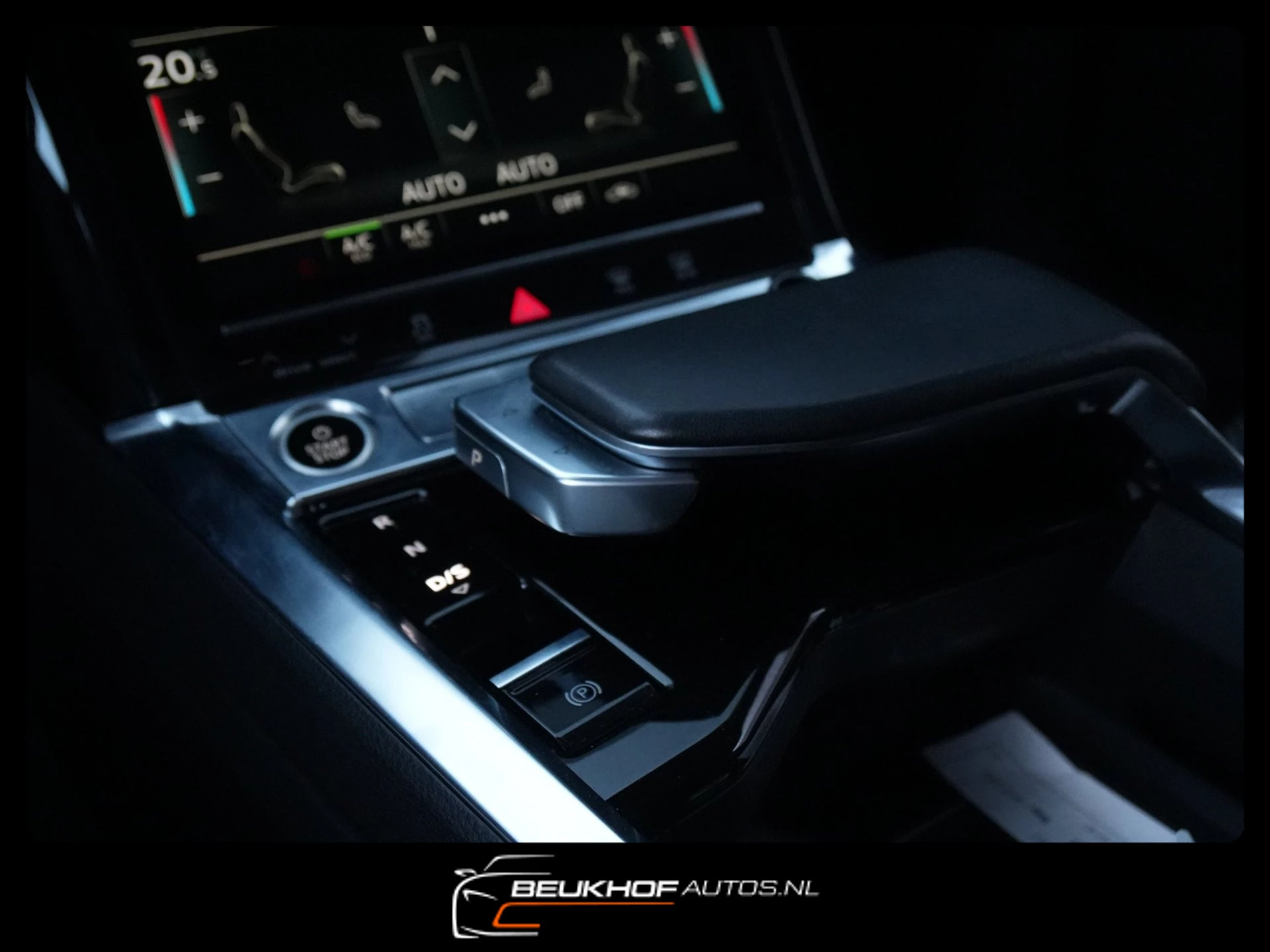 Hoofdafbeelding Audi e-tron