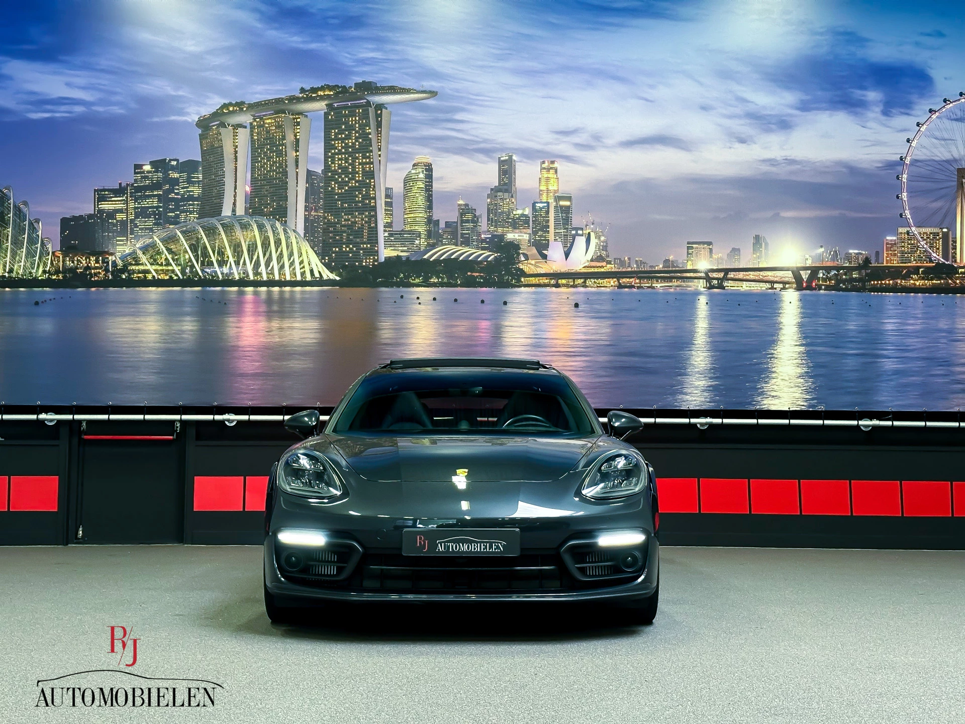 Hoofdafbeelding Porsche Panamera