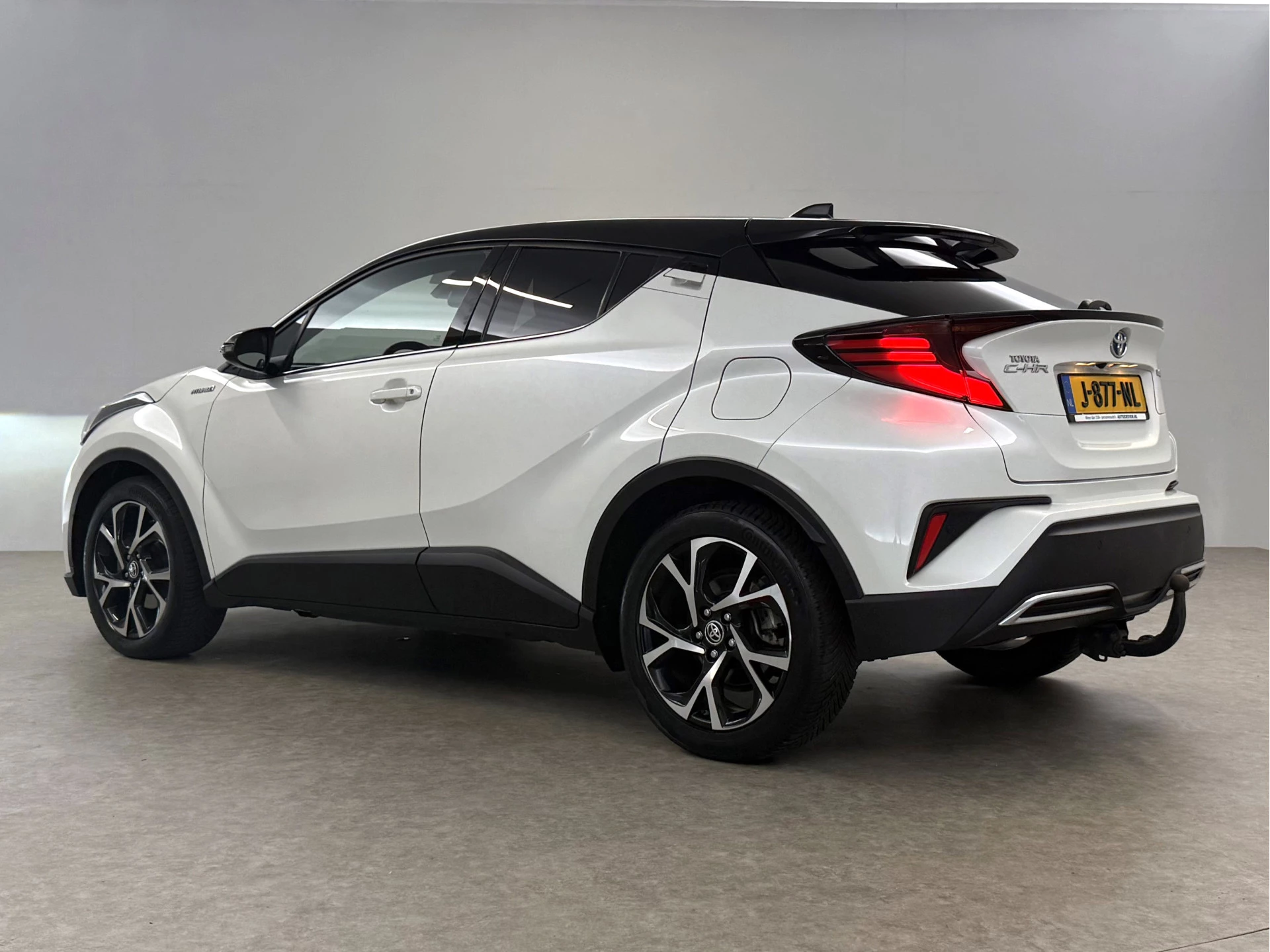 Hoofdafbeelding Toyota C-HR