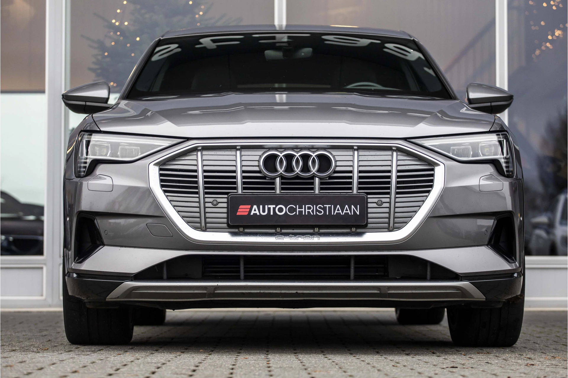 Hoofdafbeelding Audi e-tron