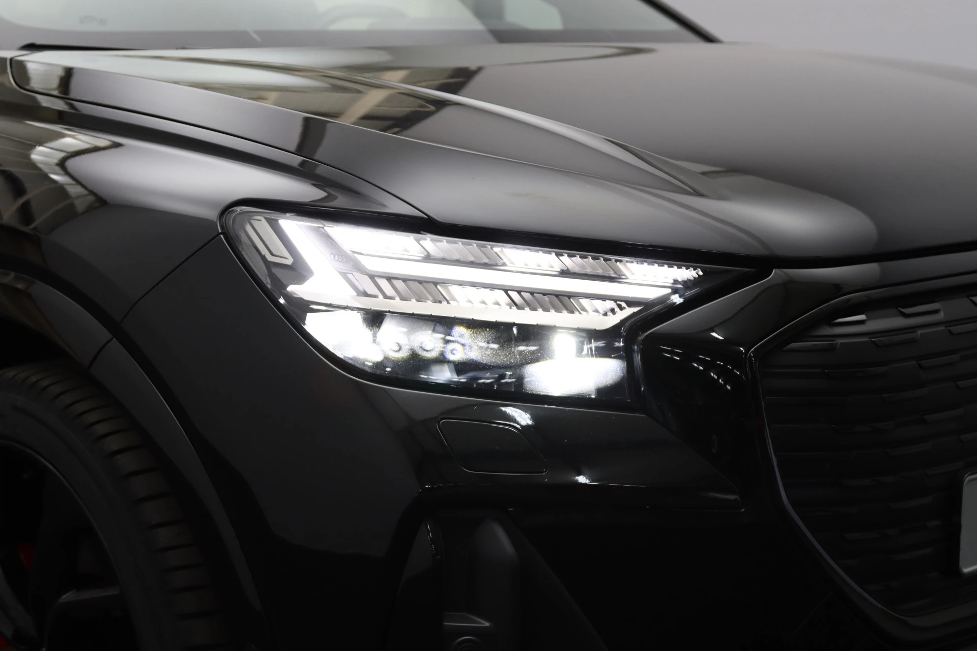 Hoofdafbeelding Audi Q4 Sportback e-tron