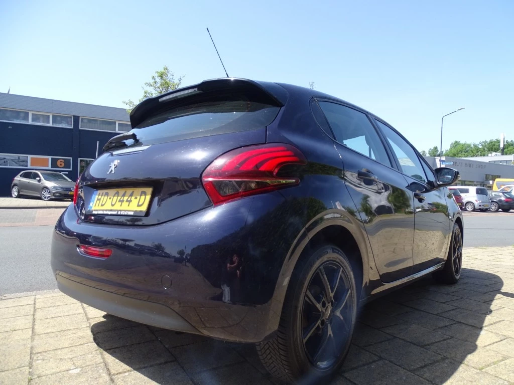 Hoofdafbeelding Peugeot 208
