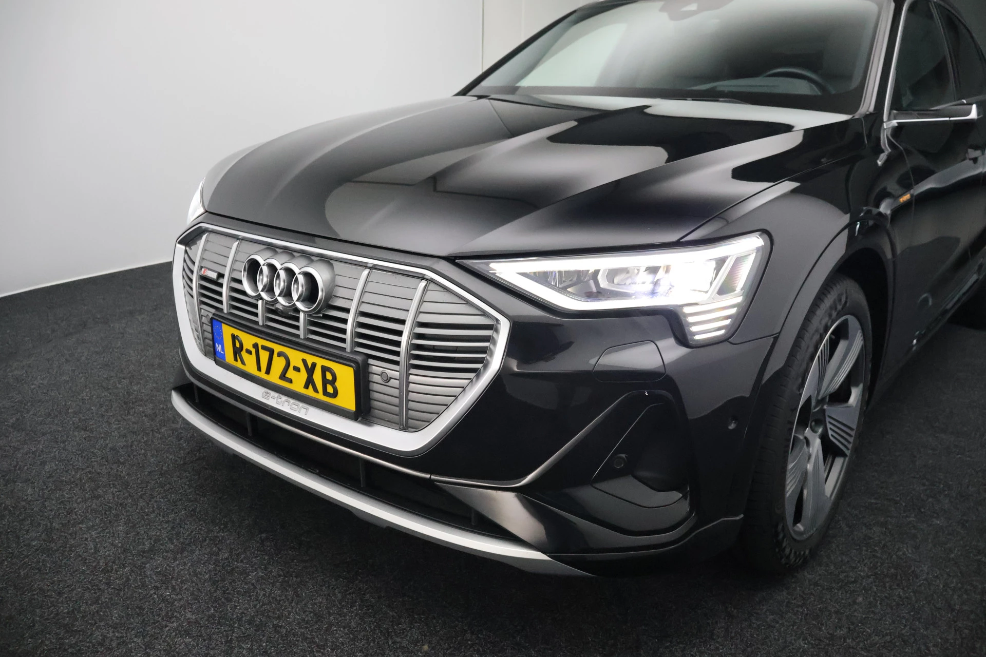 Hoofdafbeelding Audi e-tron