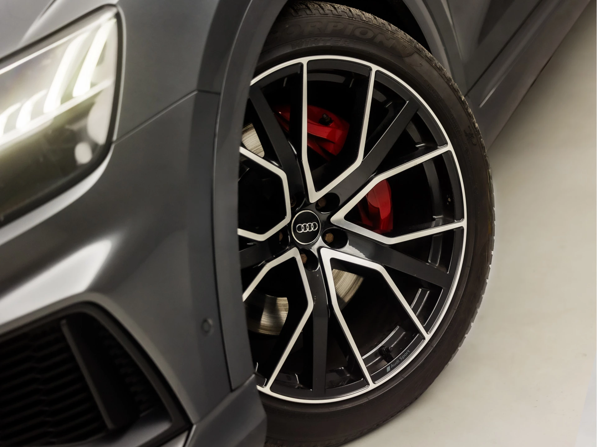 Hoofdafbeelding Audi Q8