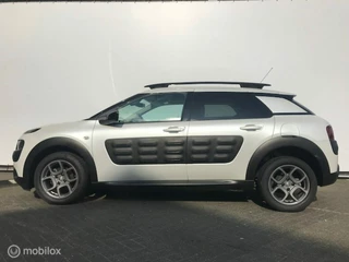 Hoofdafbeelding Citroën C4 Cactus Citroën C4 Cactus - 1.2 PureTech Shine * Navi / Pdc / Autom. airco