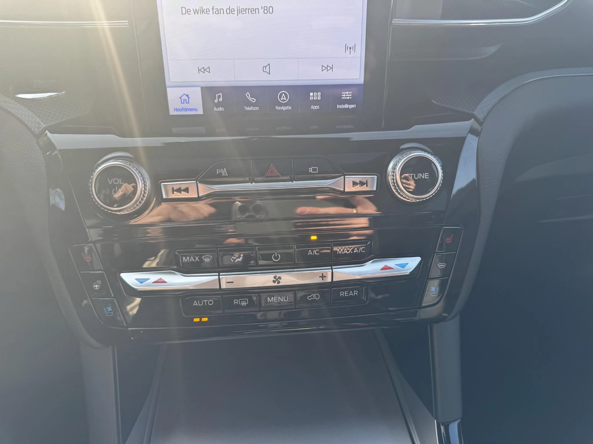 Hoofdafbeelding Ford Explorer