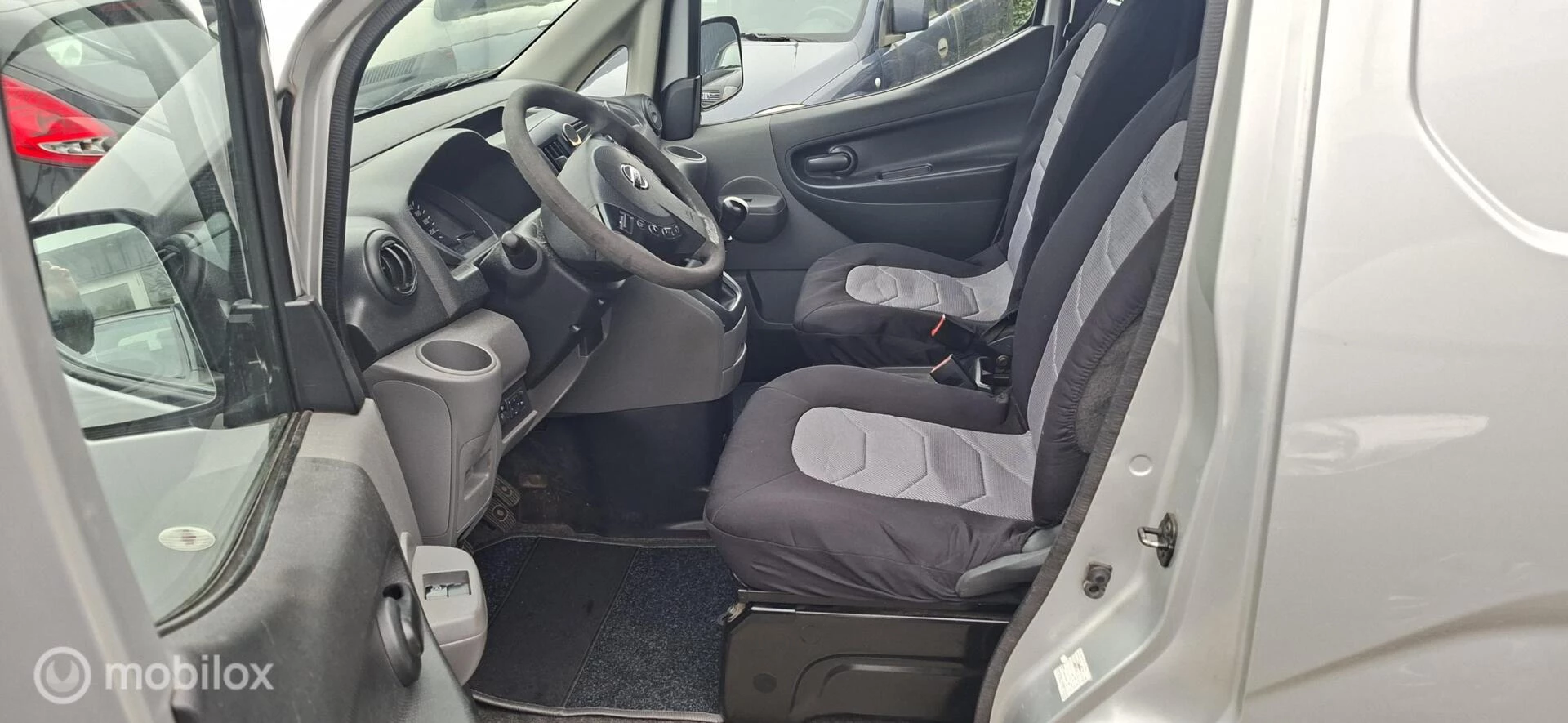 Hoofdafbeelding Nissan NV200