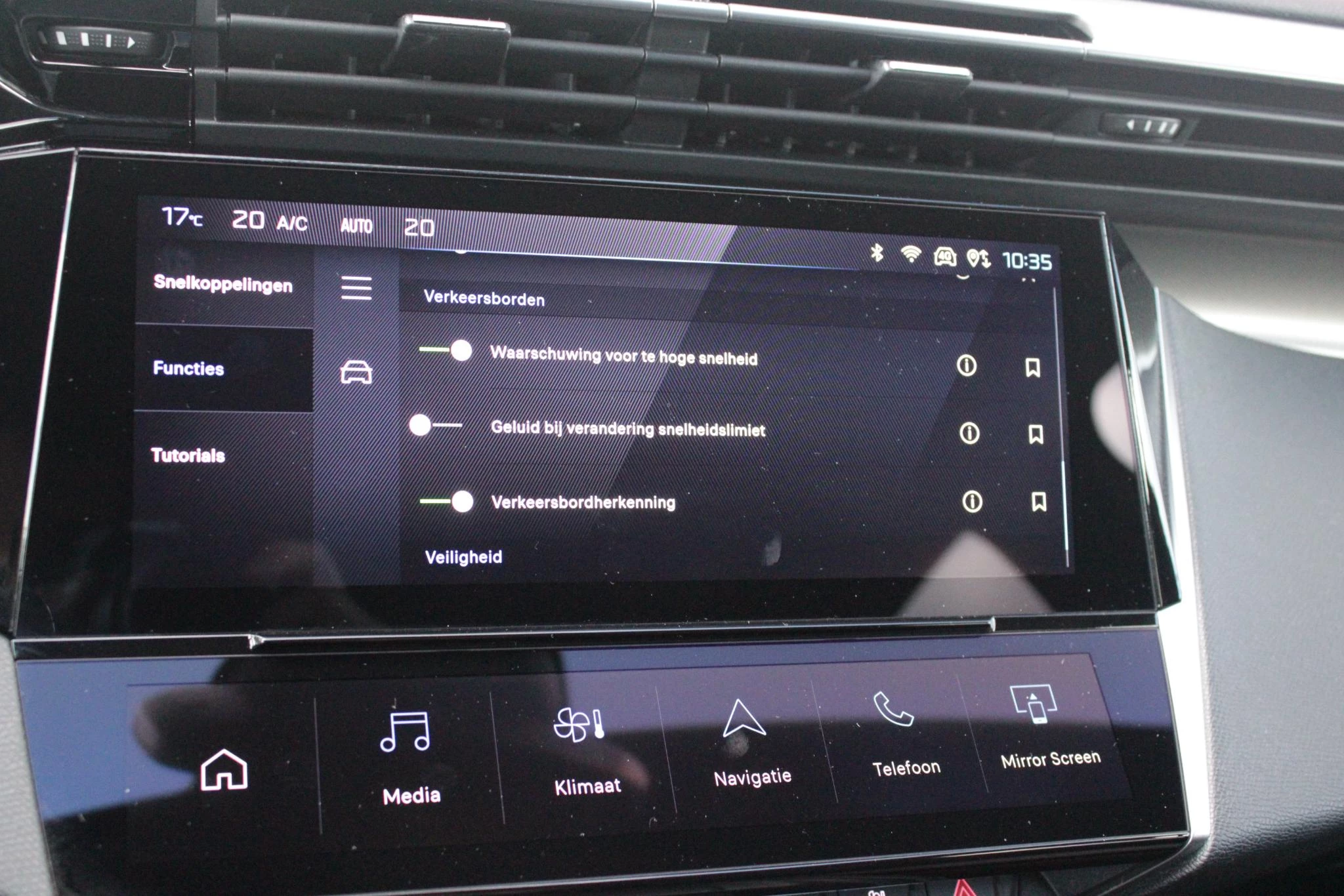 Hoofdafbeelding Peugeot 408