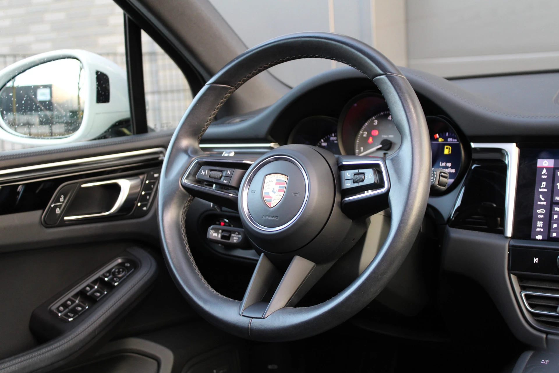 Hoofdafbeelding Porsche Macan