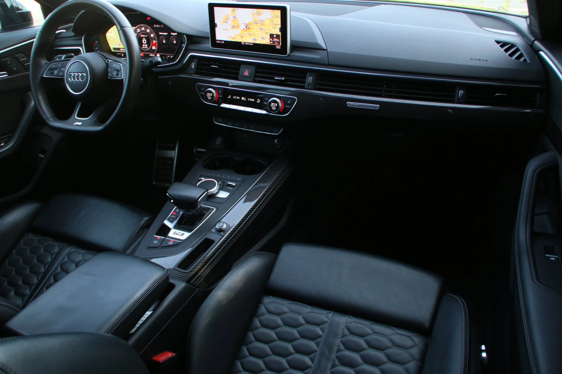 Hoofdafbeelding Audi RS4