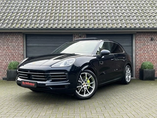 Hoofdafbeelding Porsche Cayenne Porsche Cayenne 3.0 E-Hybrid 462PK Pano Bose Memory 360 Trekhaak Org NL
