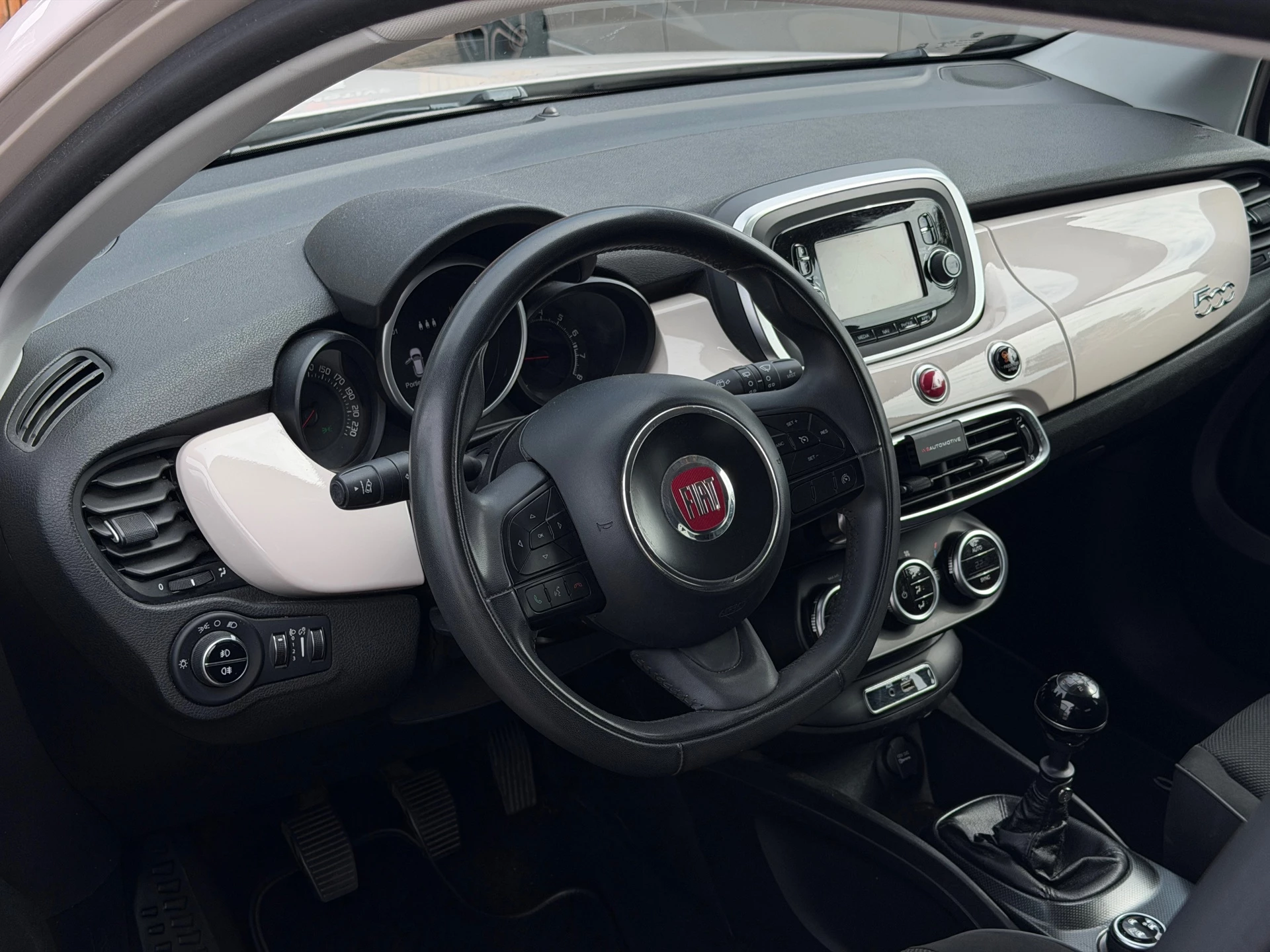 Hoofdafbeelding Fiat 500X