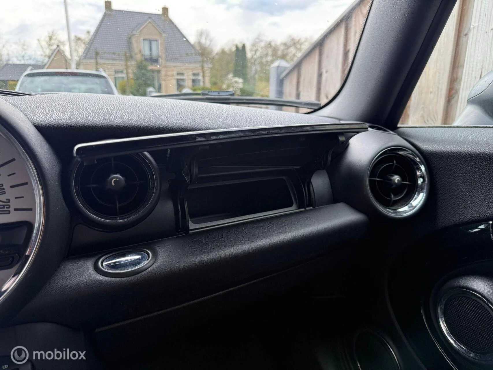 Hoofdafbeelding MINI One