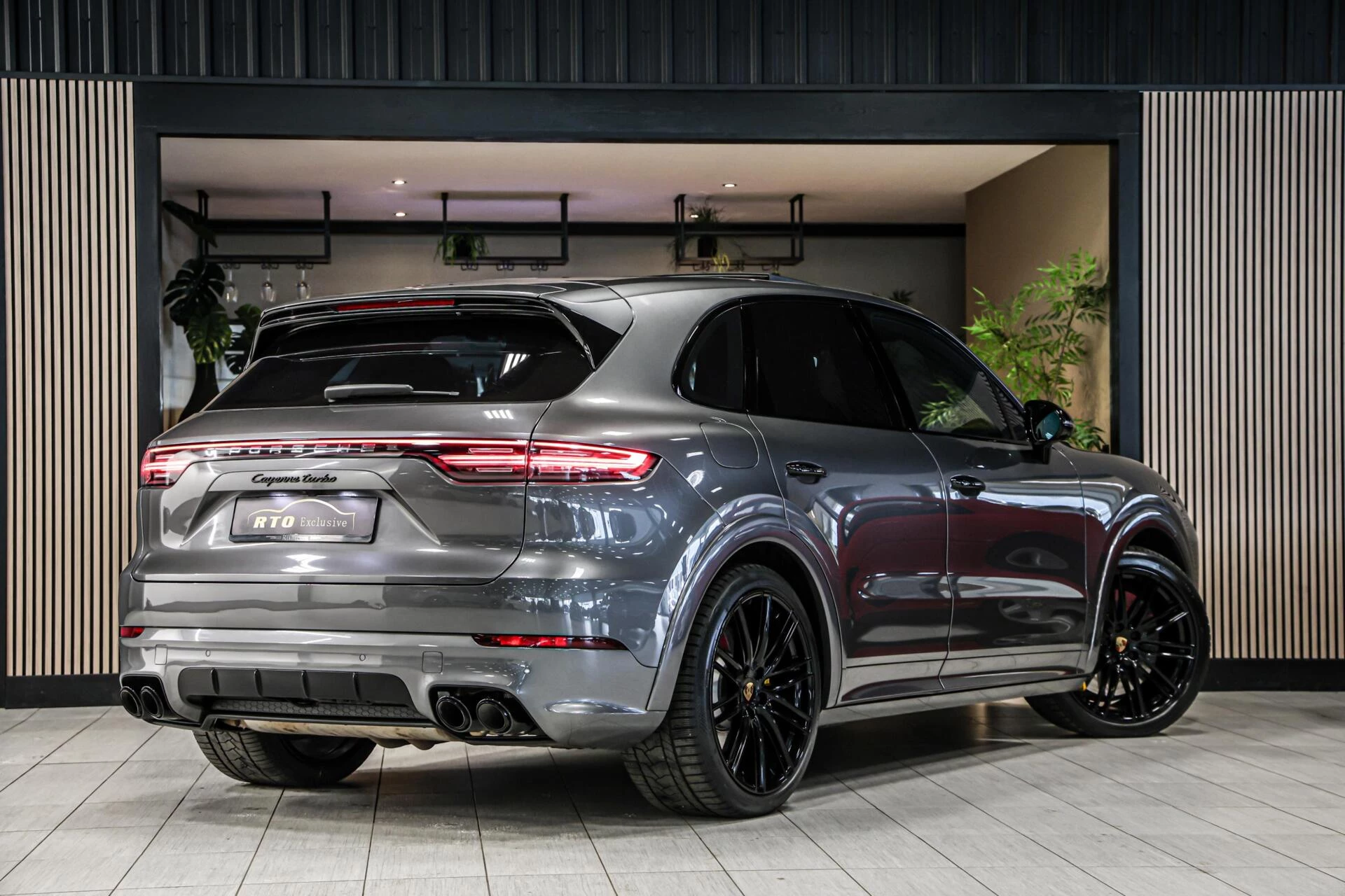 Hoofdafbeelding Porsche Cayenne