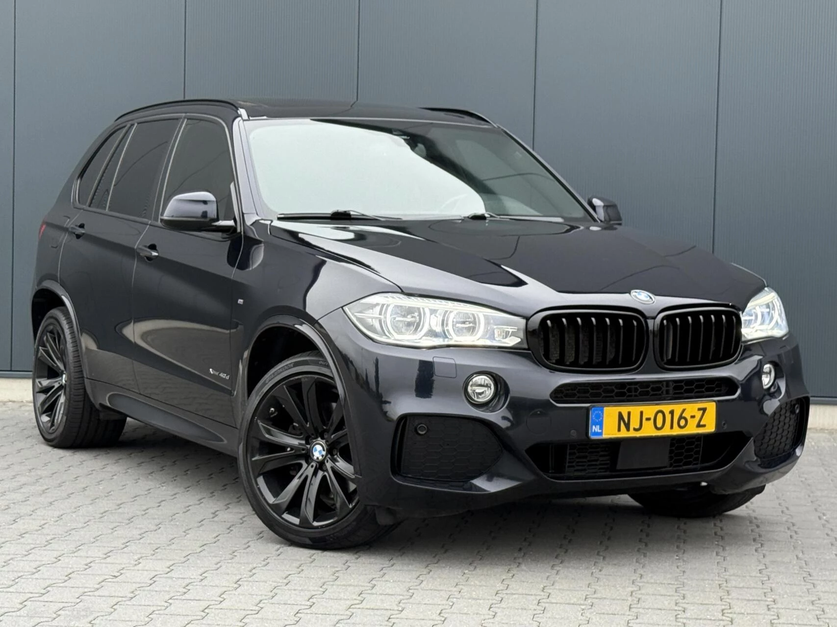 Hoofdafbeelding BMW X5