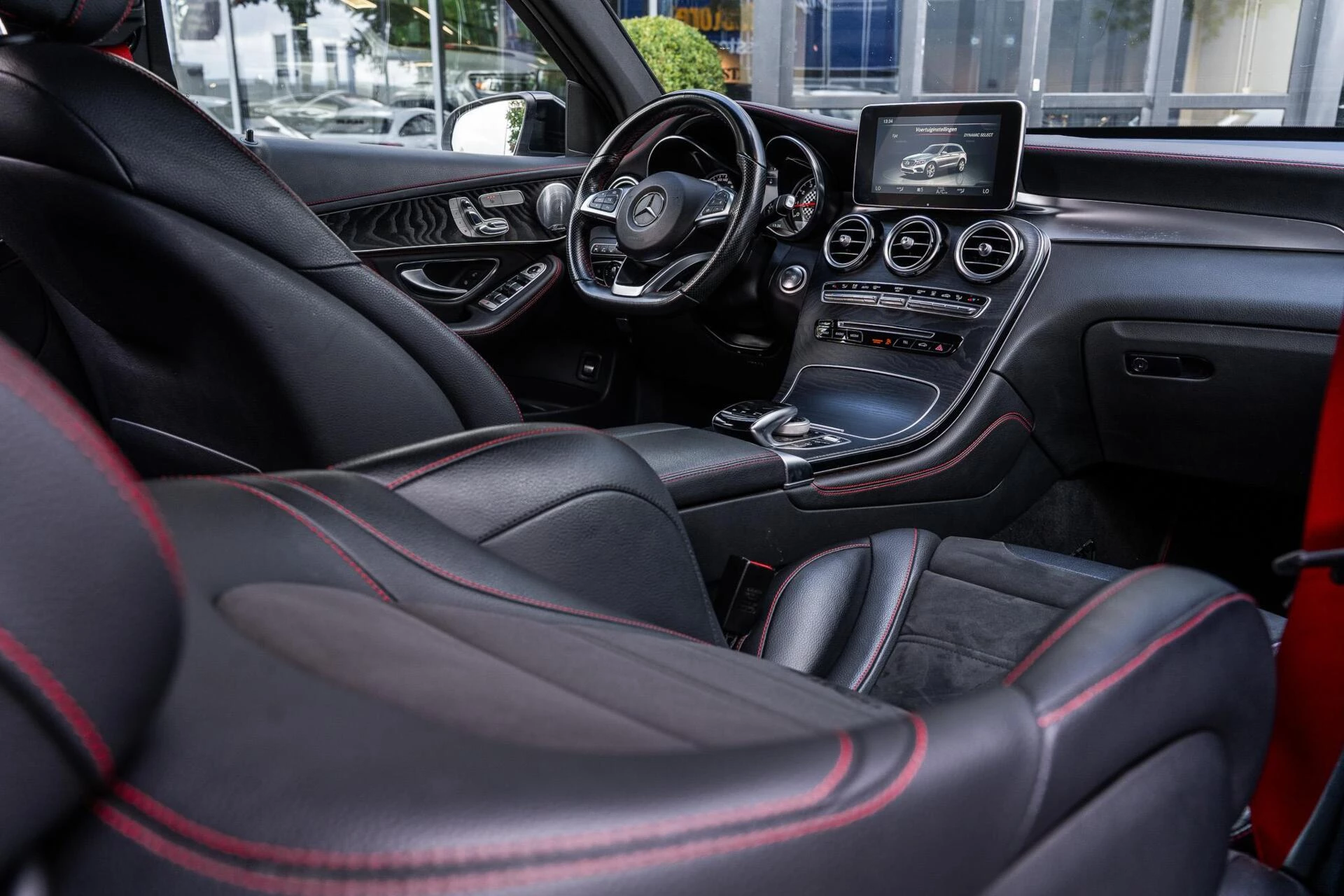 Hoofdafbeelding Mercedes-Benz GLC