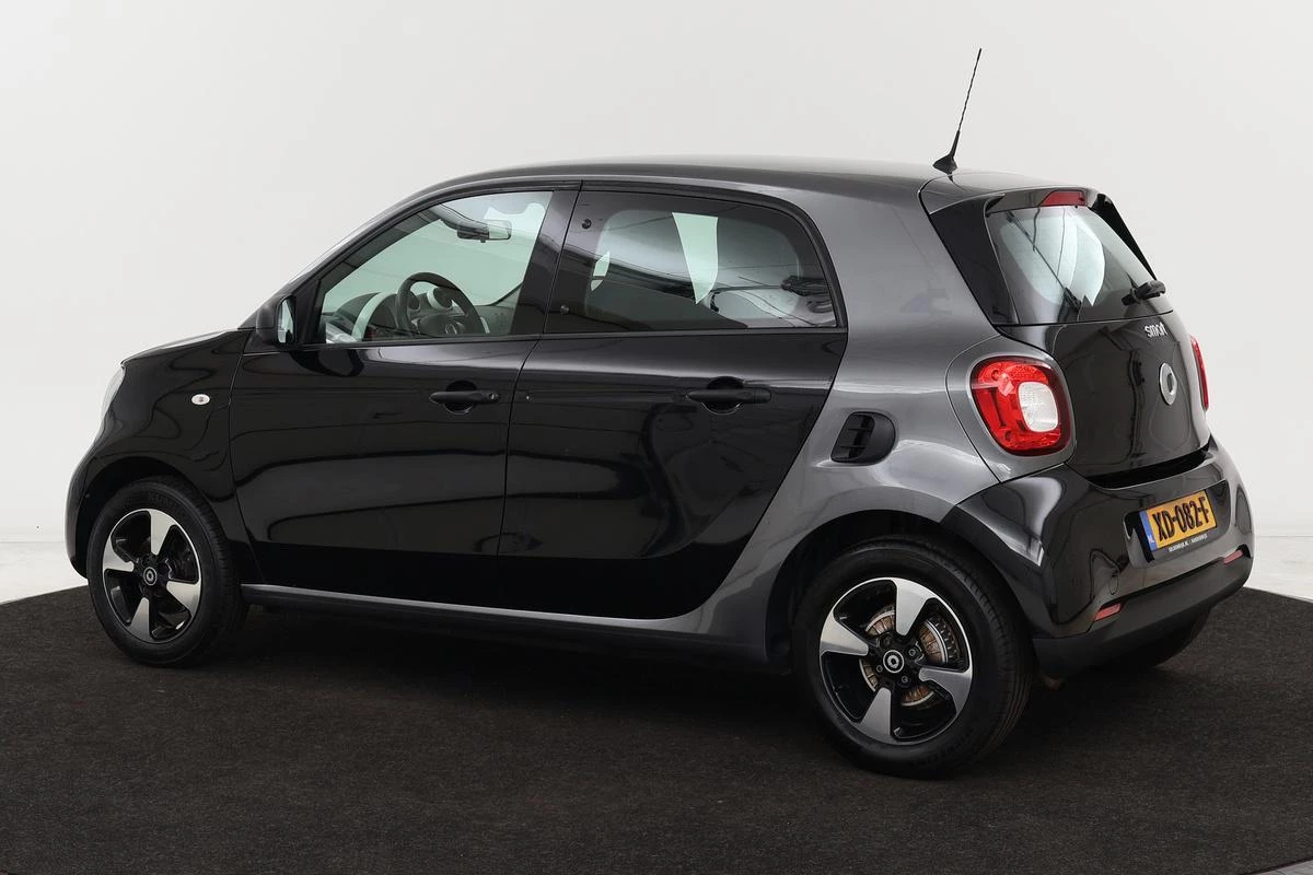 Hoofdafbeelding Smart Forfour