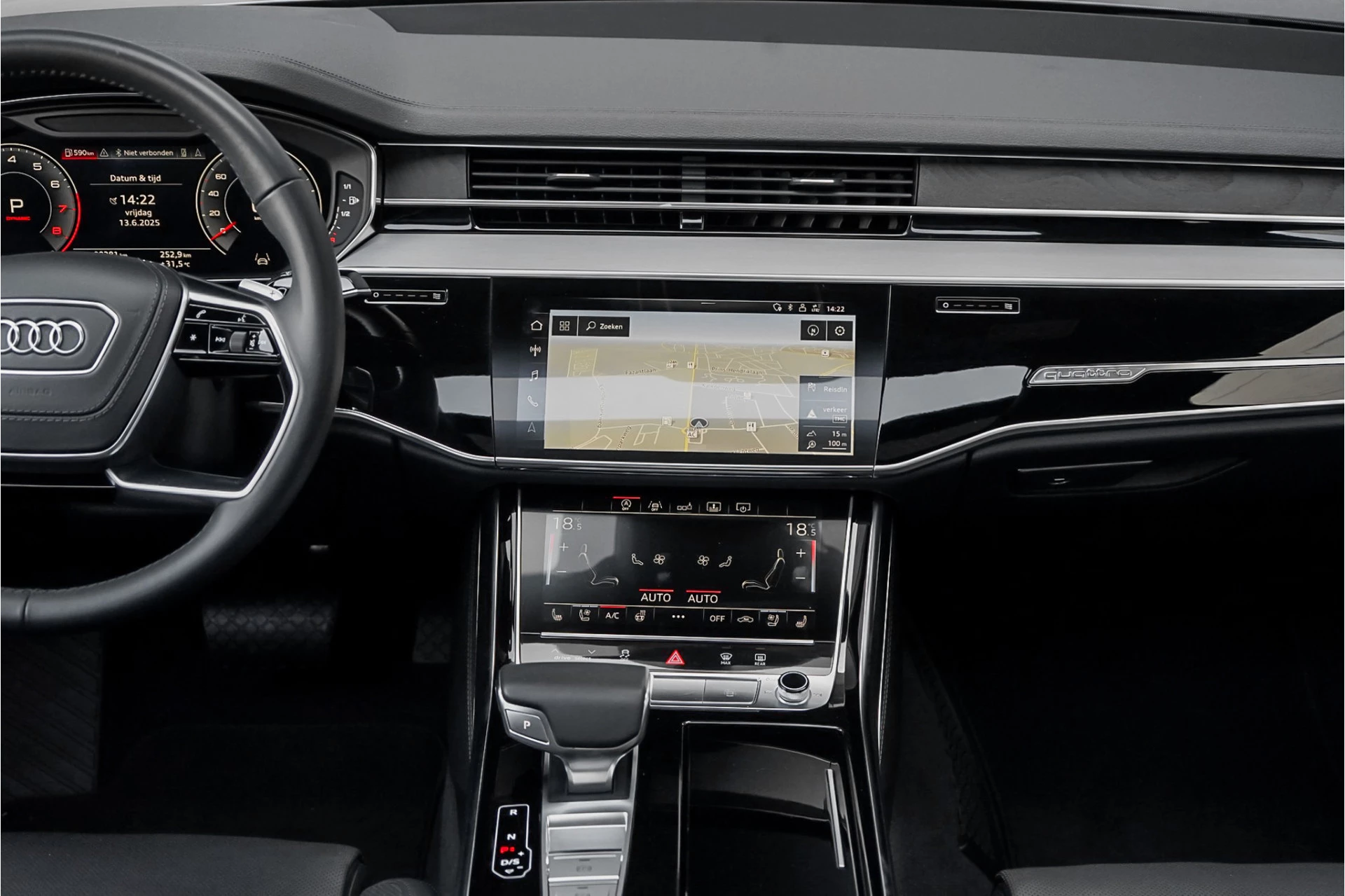 Hoofdafbeelding Audi A8