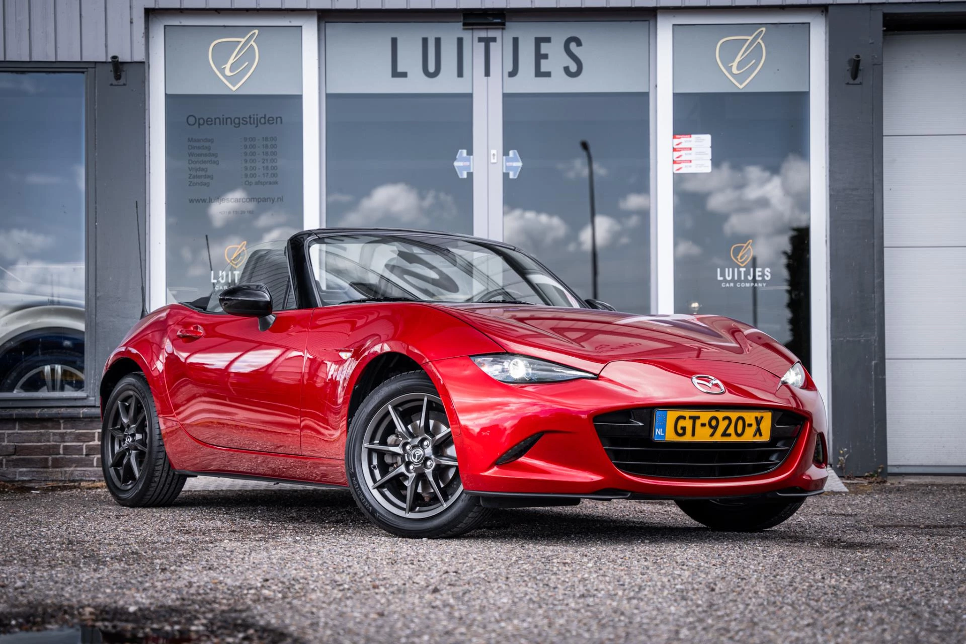 Hoofdafbeelding Mazda MX-5