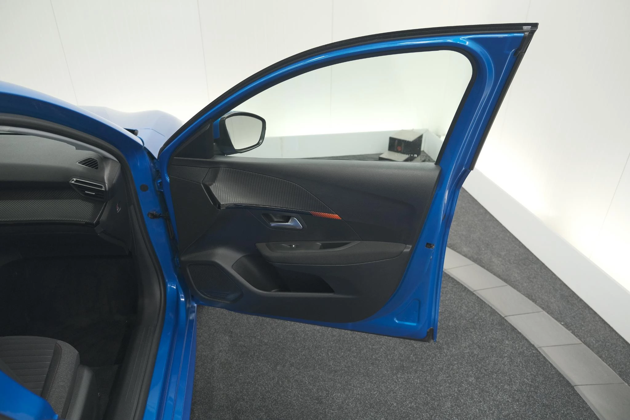 Hoofdafbeelding Peugeot e-208
