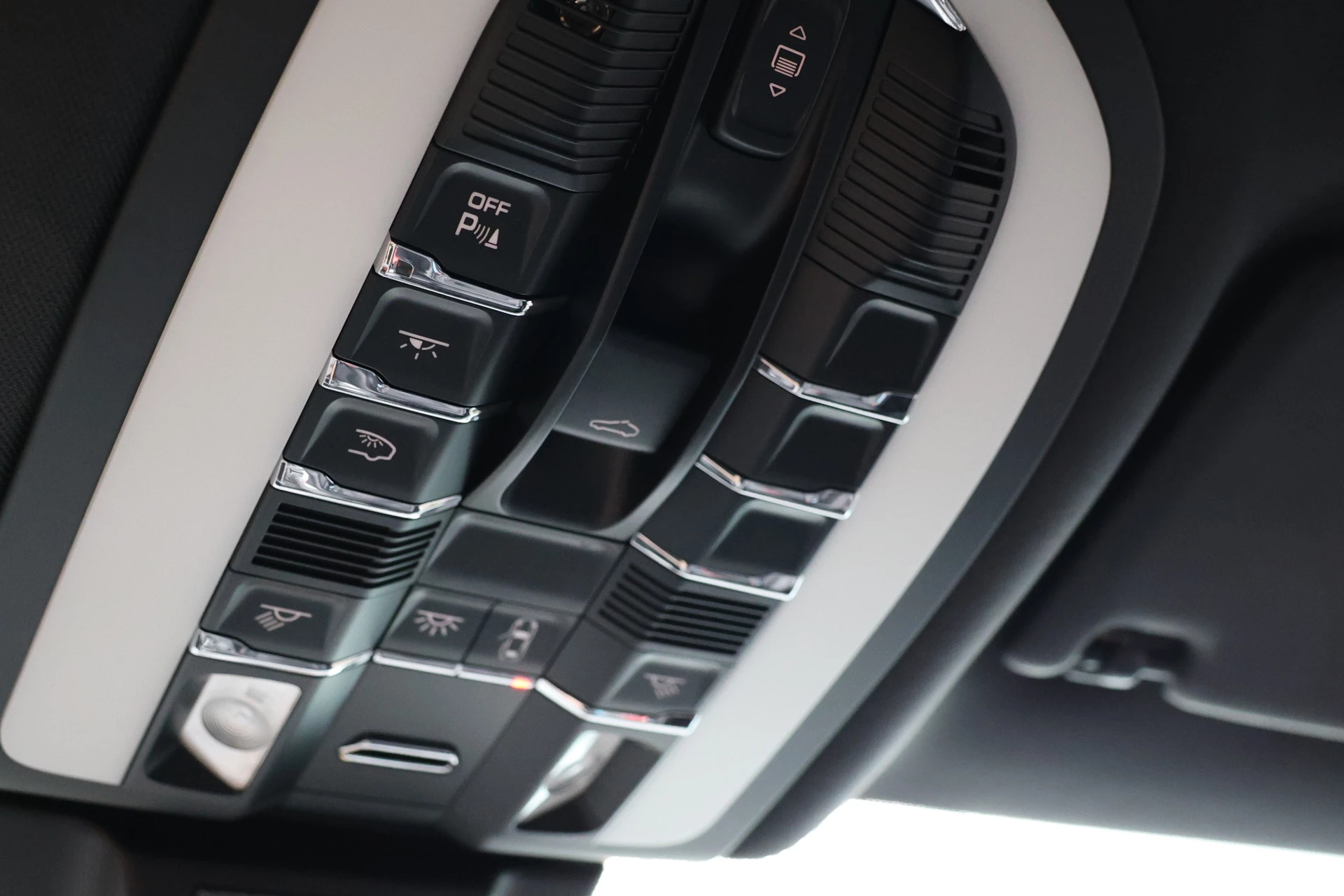 Hoofdafbeelding Porsche Macan