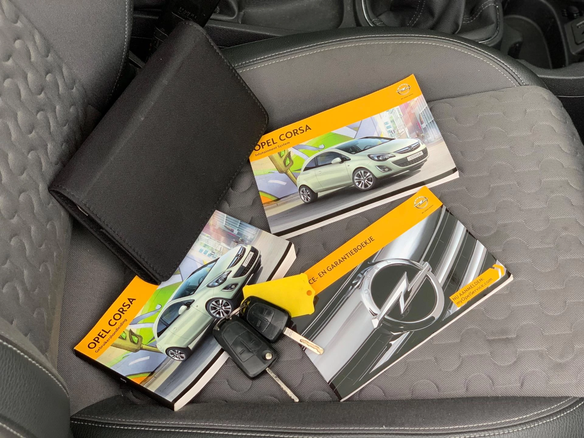 Hoofdafbeelding Opel Corsa