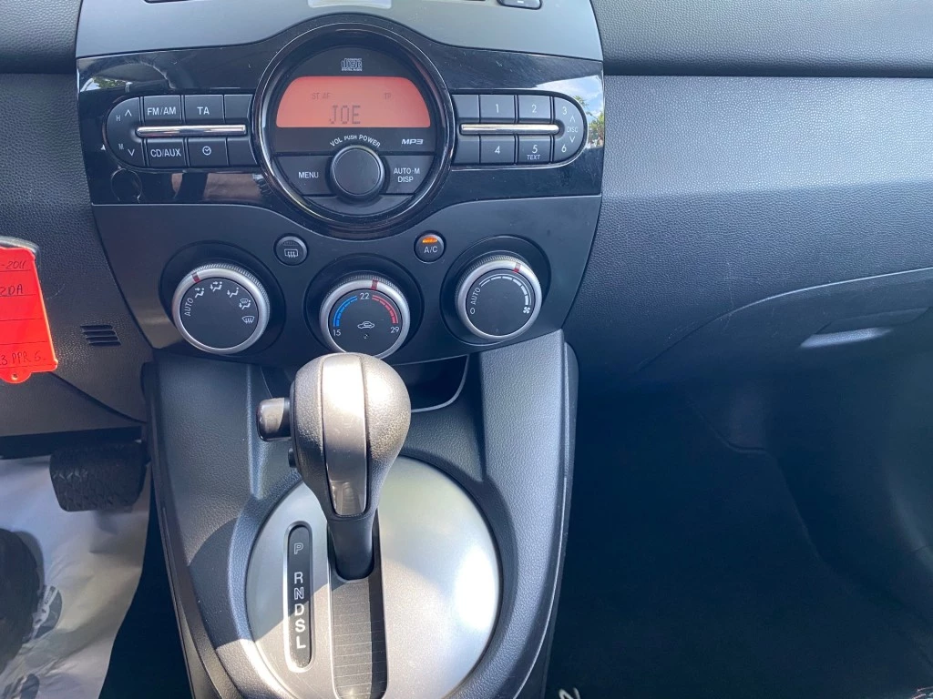 Hoofdafbeelding Mazda 2