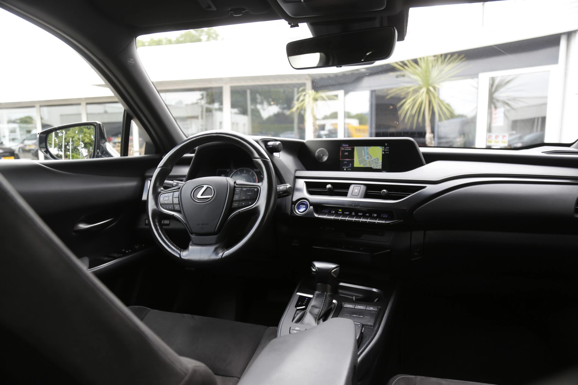 Hoofdafbeelding Lexus UX