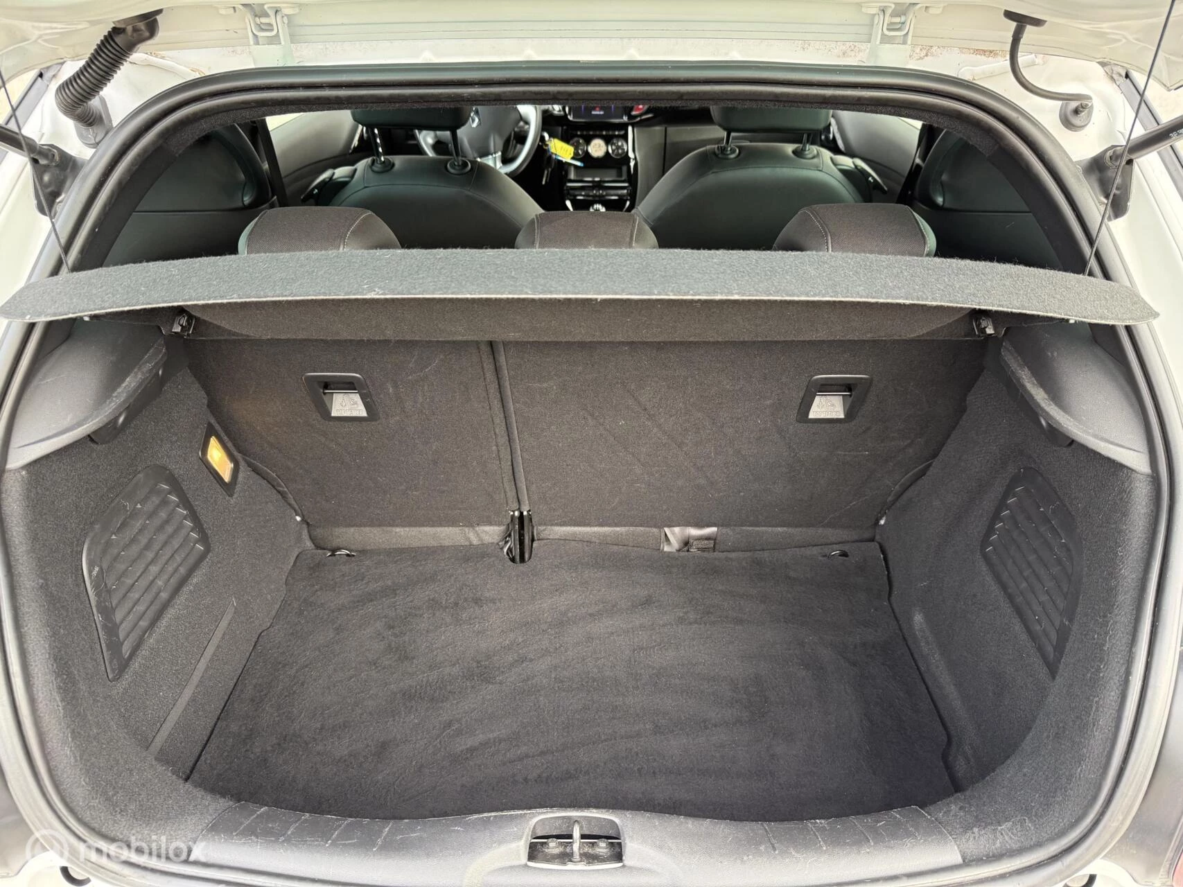 Hoofdafbeelding DS DS 3