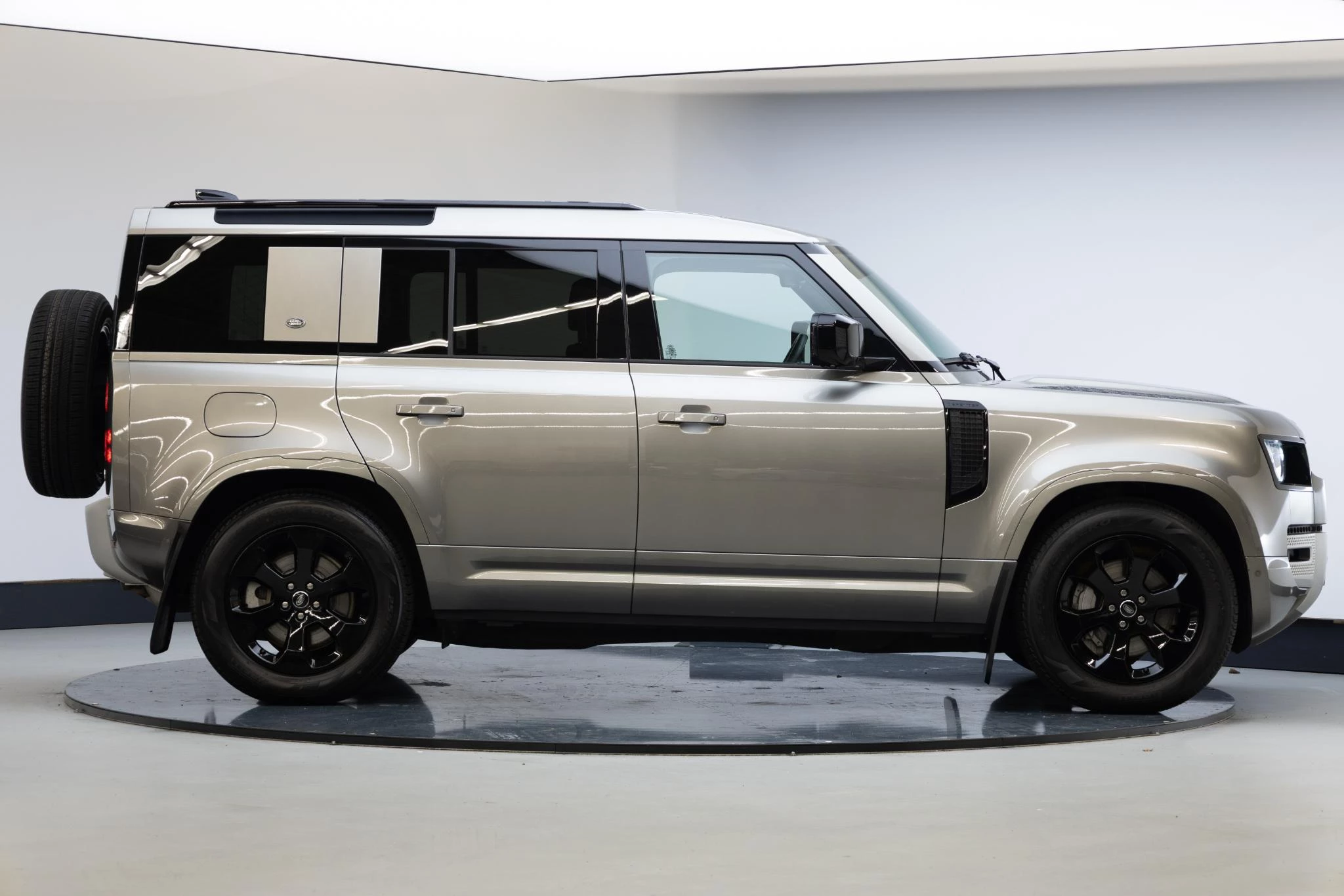 Hoofdafbeelding Land Rover Defender