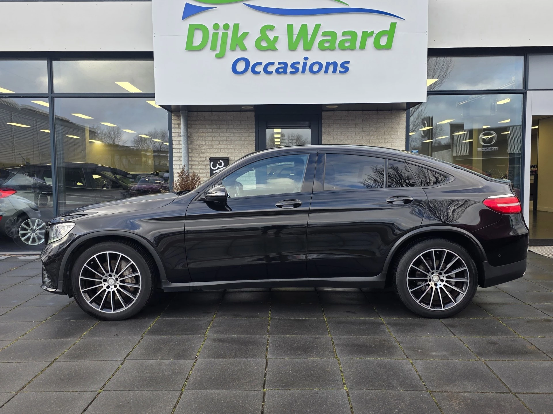 Hoofdafbeelding Mercedes-Benz GLC