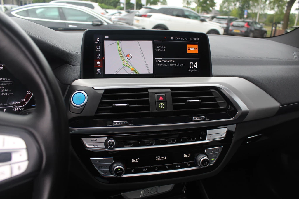 Hoofdafbeelding BMW iX3