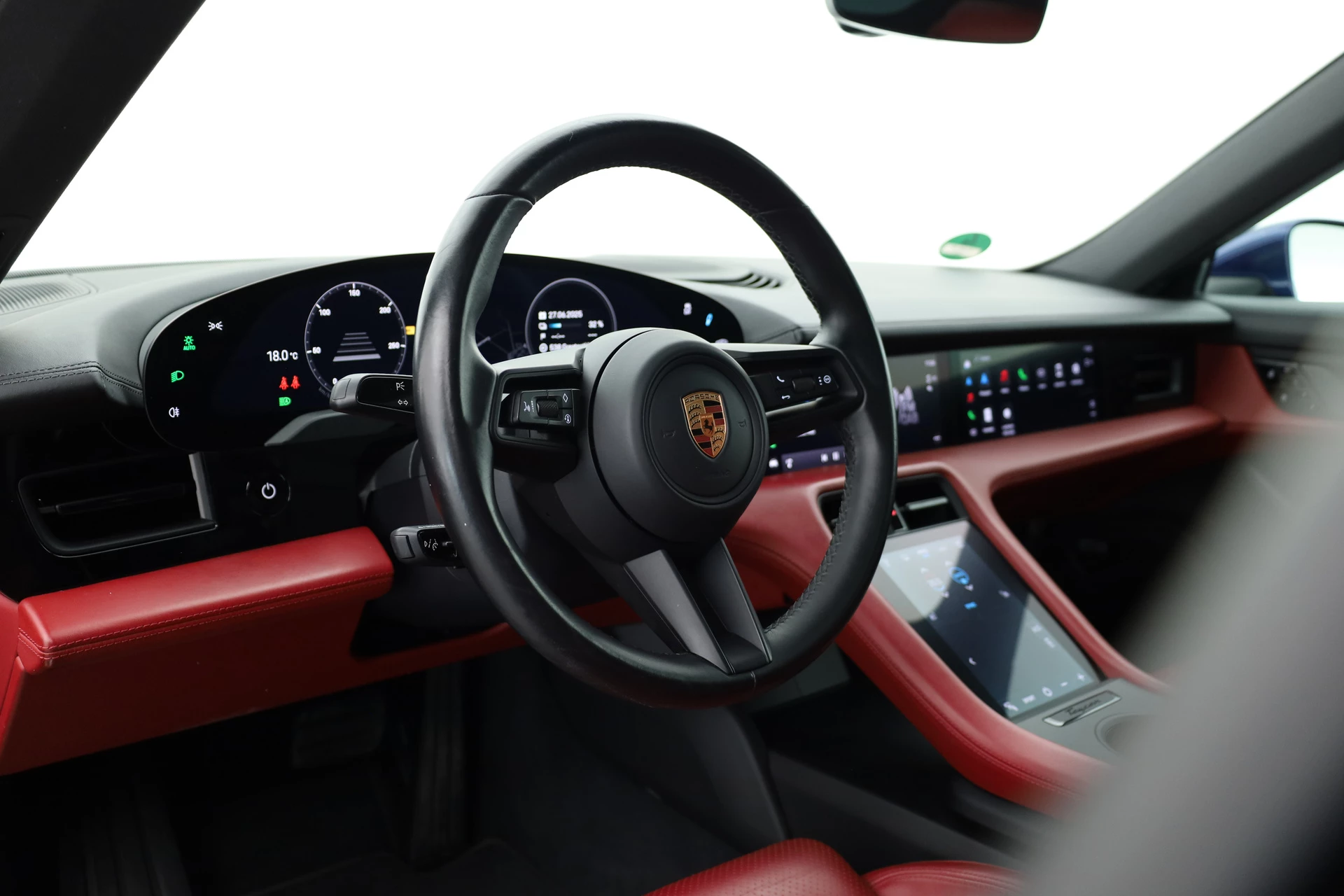 Hoofdafbeelding Porsche Taycan