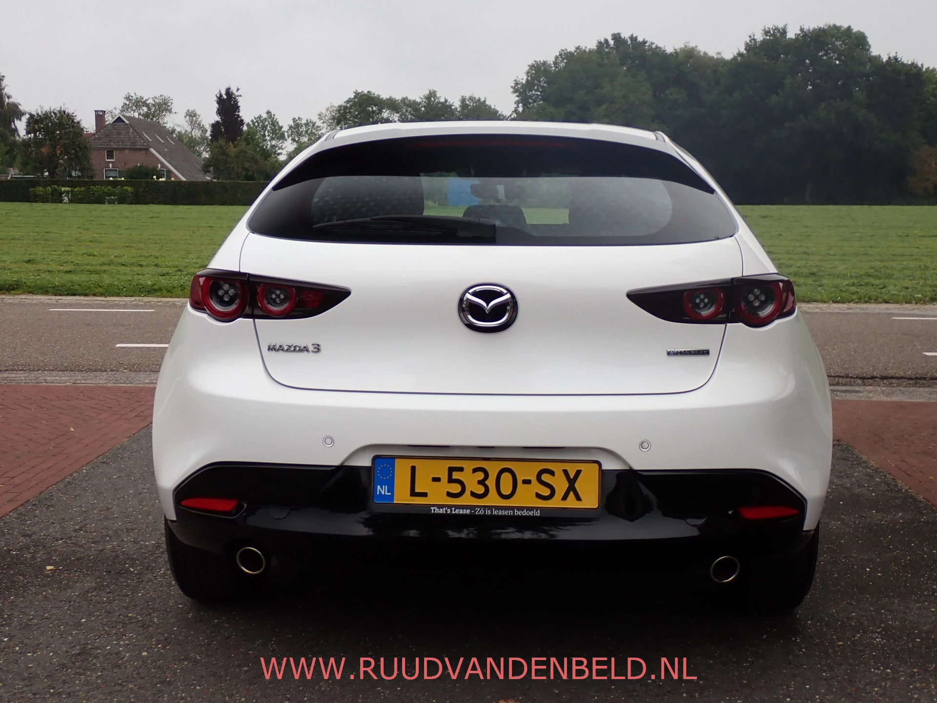 Hoofdafbeelding Mazda 3