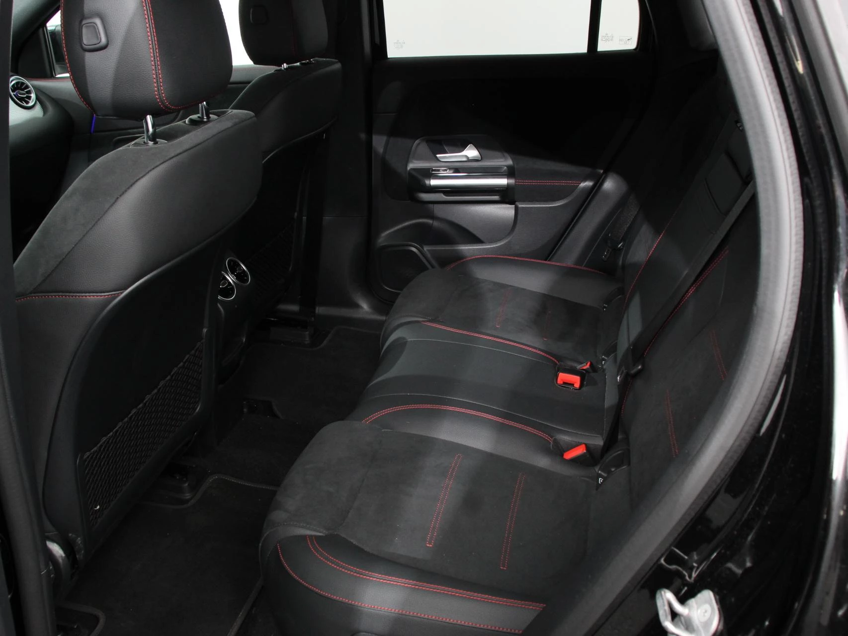 Hoofdafbeelding Mercedes-Benz EQA